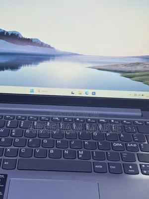 New Laptop Lenovo IdeaPad S10 8GB Intel Core i5 SSD 512GB