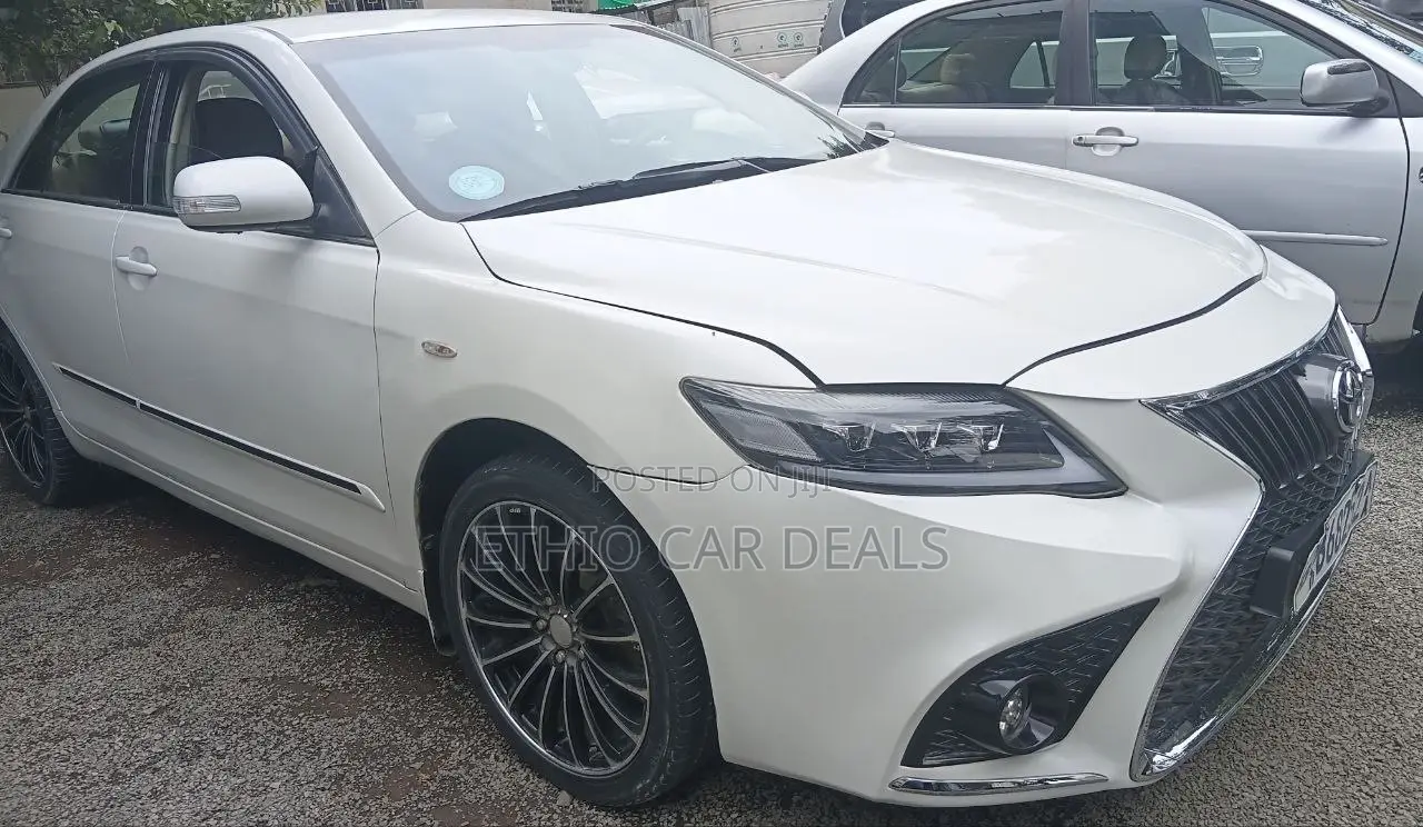 Toyota Corolla 2010 White