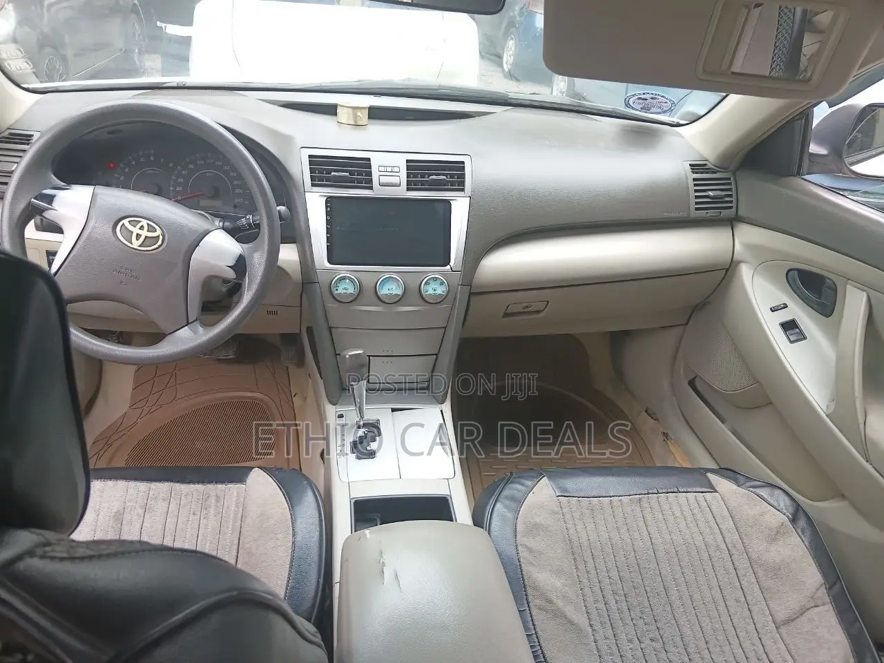 Toyota Corolla 2010 White