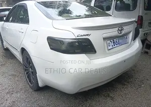 Toyota Corolla 2010 White