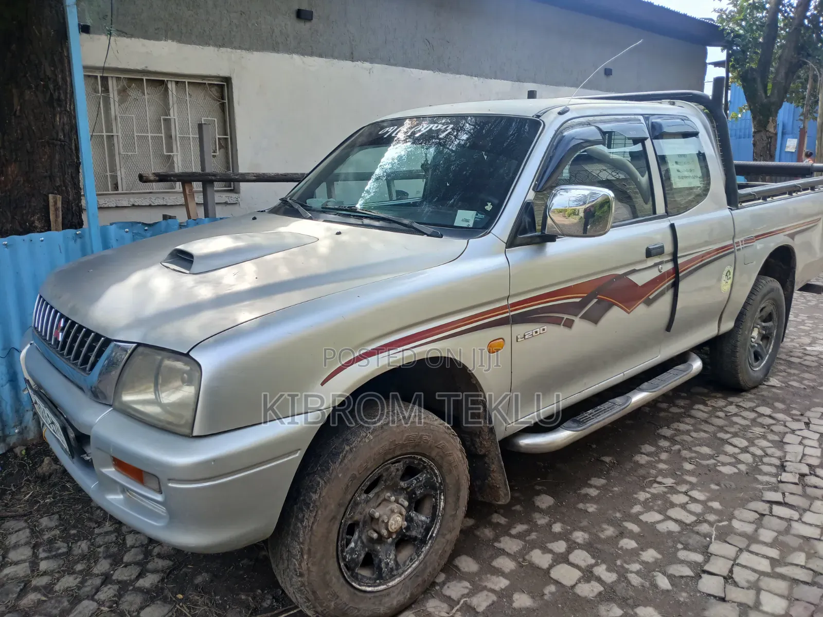 Mitsubishi L200 2001 Silver