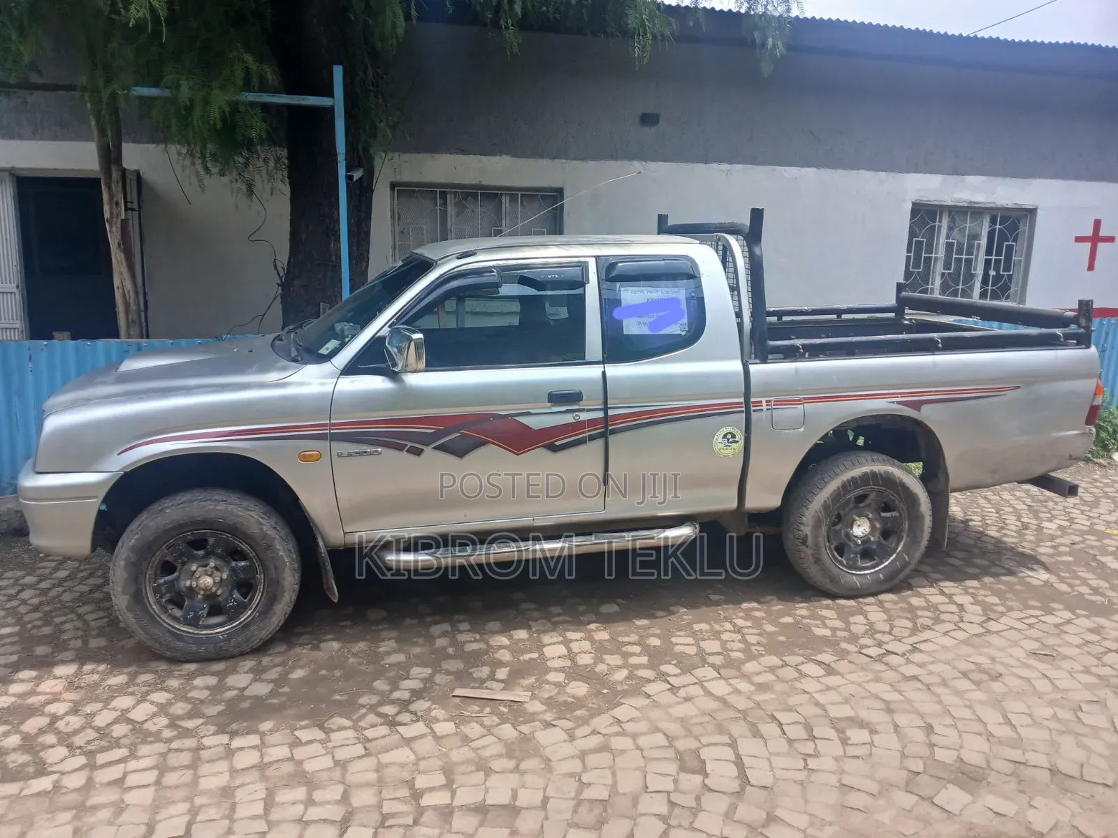 Mitsubishi L200 2001 Silver