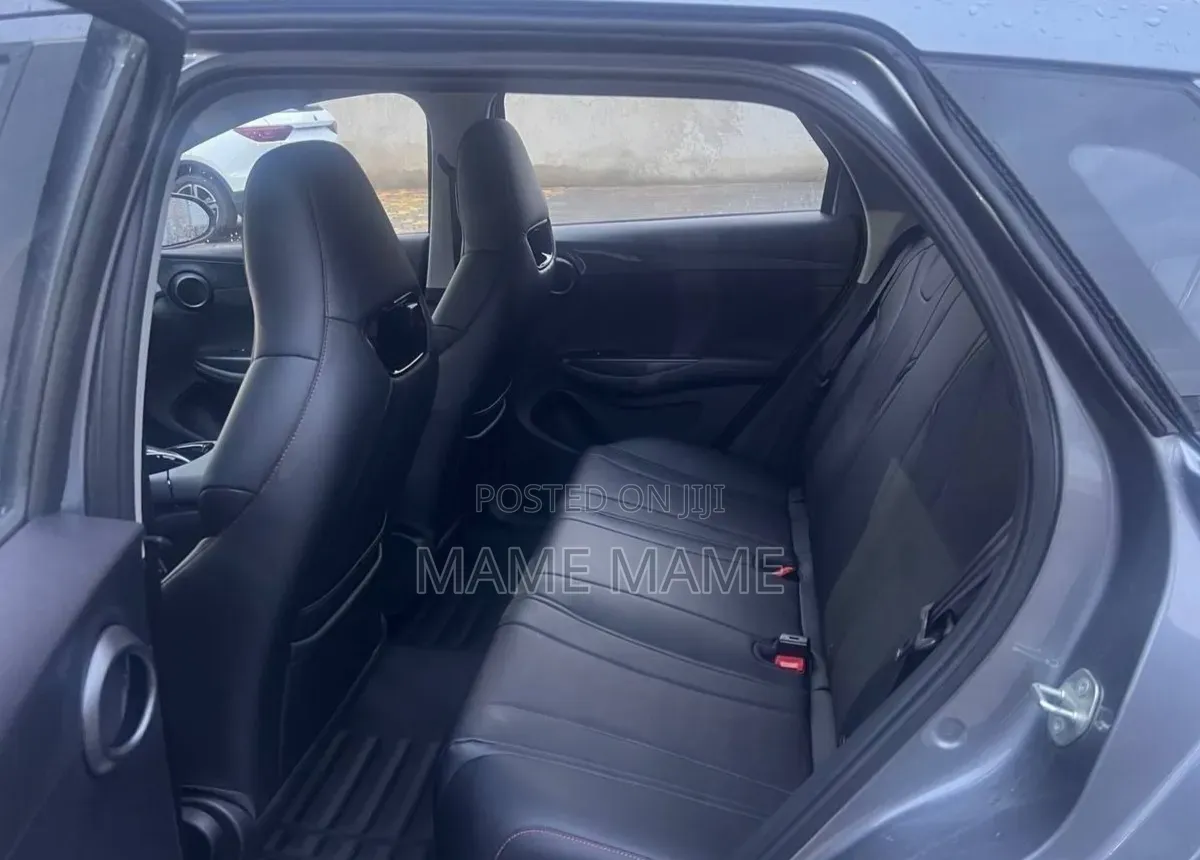 New BYD E2 43 kWh 94 hp FWD 2024 Gray