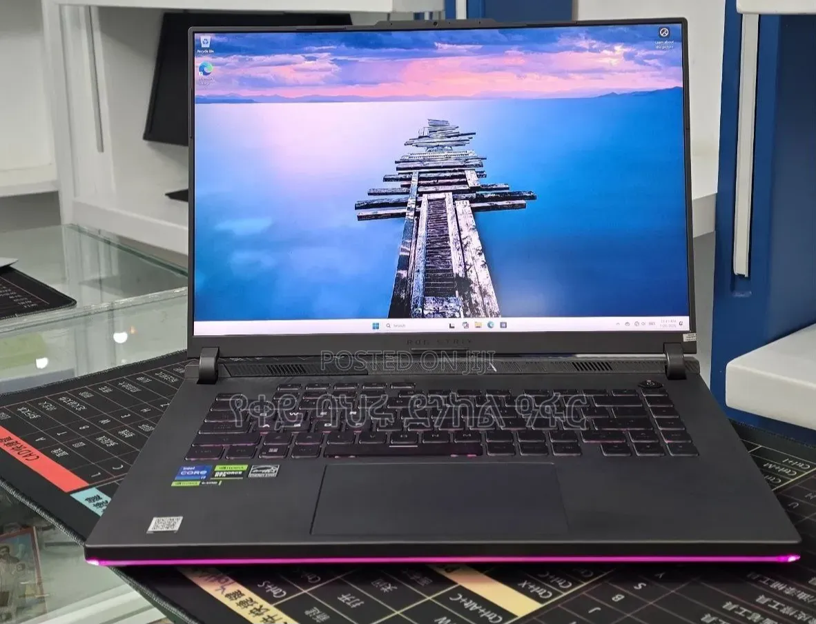 New Laptop Asus ROG Strix G15 16GB Intel Core i7 SSD 1T