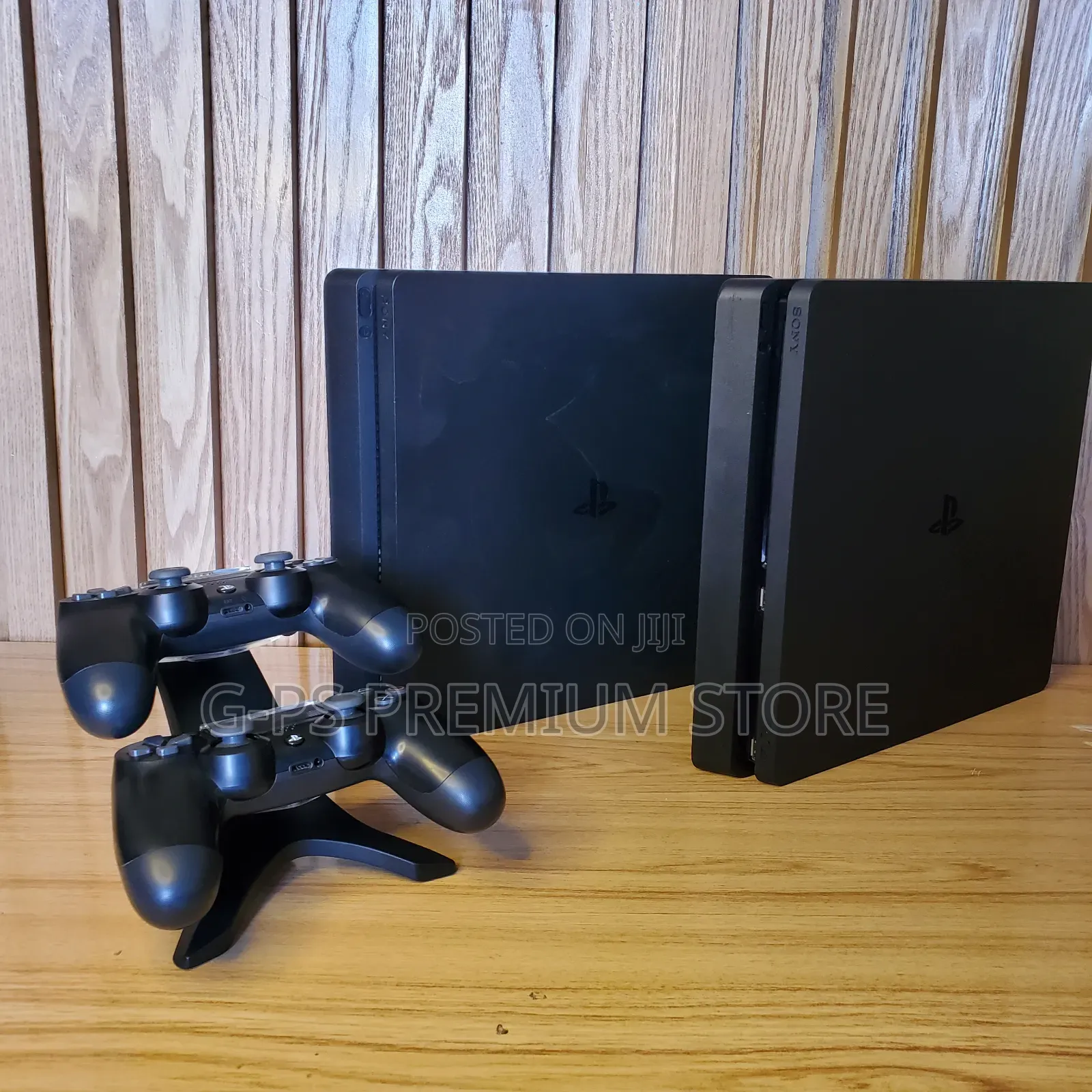 PS4 Slim – Double Controller Deal