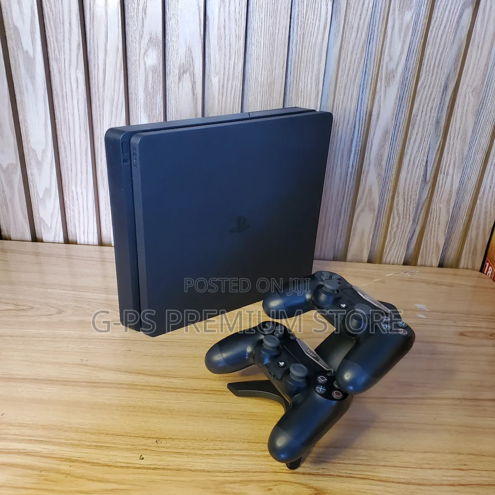 PS4 Slim – Ultimate Gaming Pack