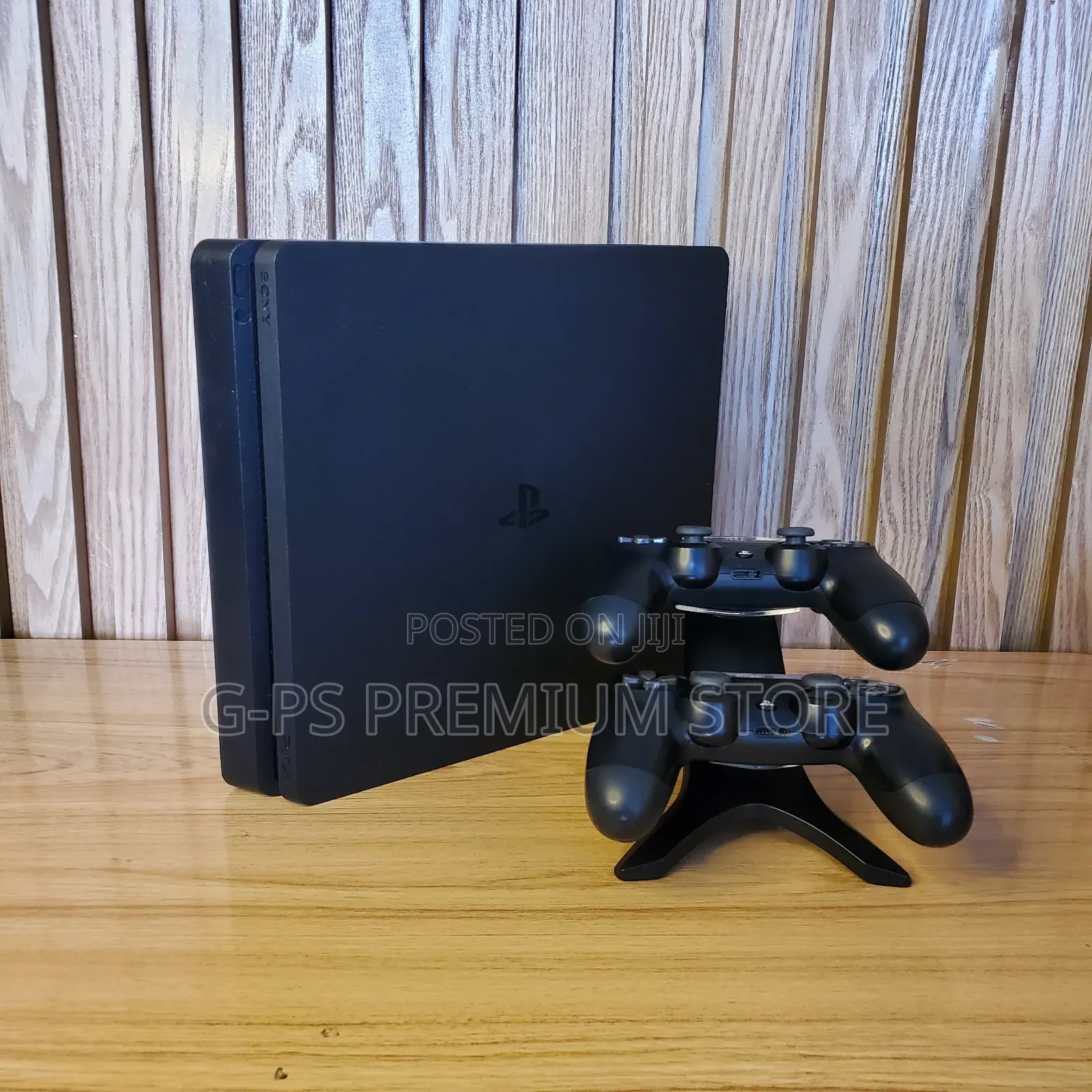 PS4 Slim – Ultimate Gaming Pack