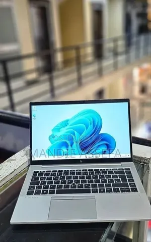 New Laptop HP EliteBook 840 G8 16GB Intel Core i5 SSD 512GB