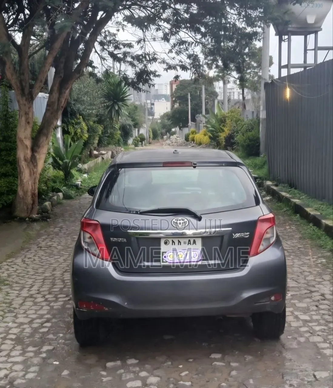 Toyota Yaris 2012 Black