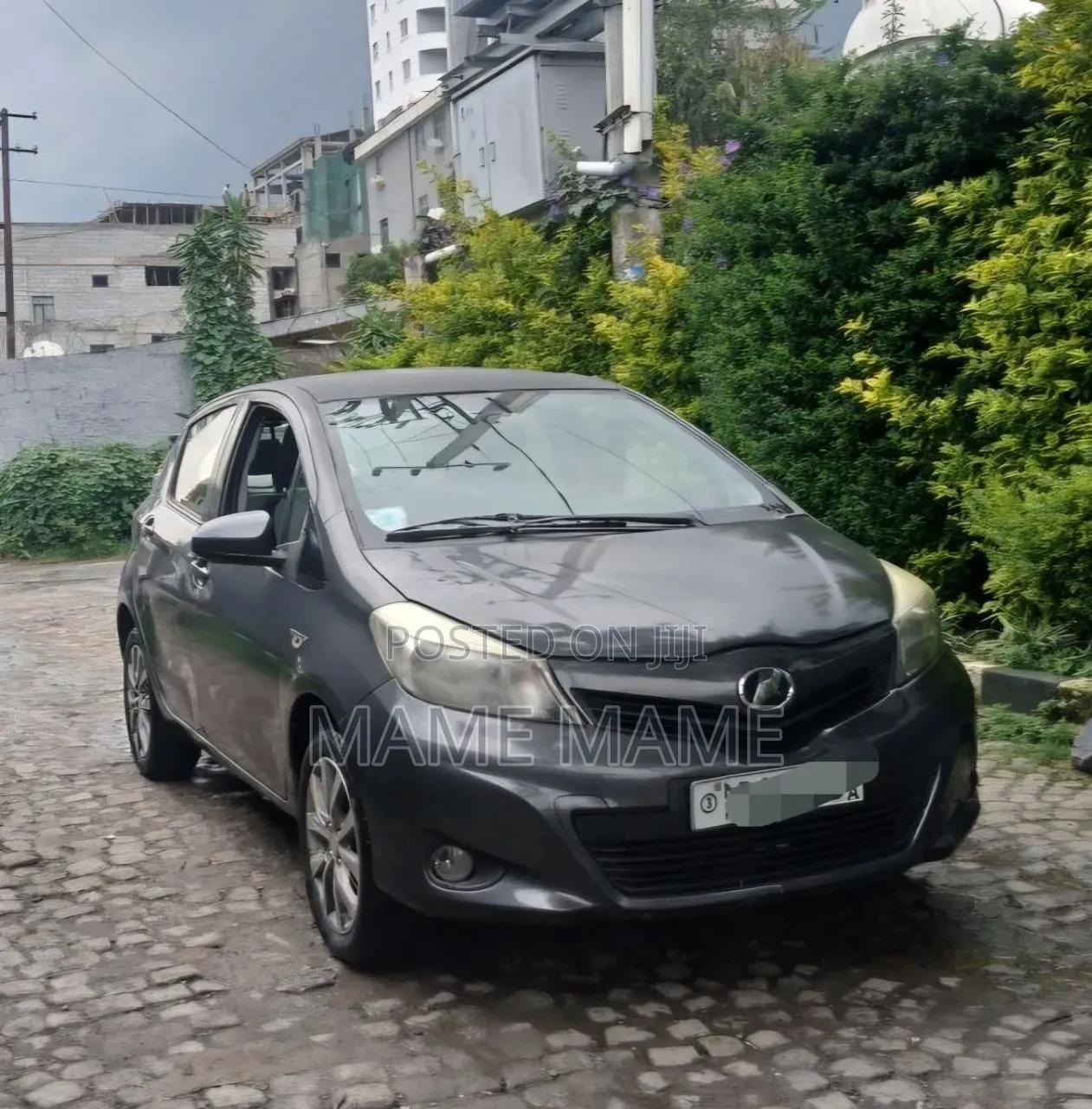 Toyota Yaris 2012 Black
