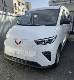New Wuling Hongguang S 2025 White