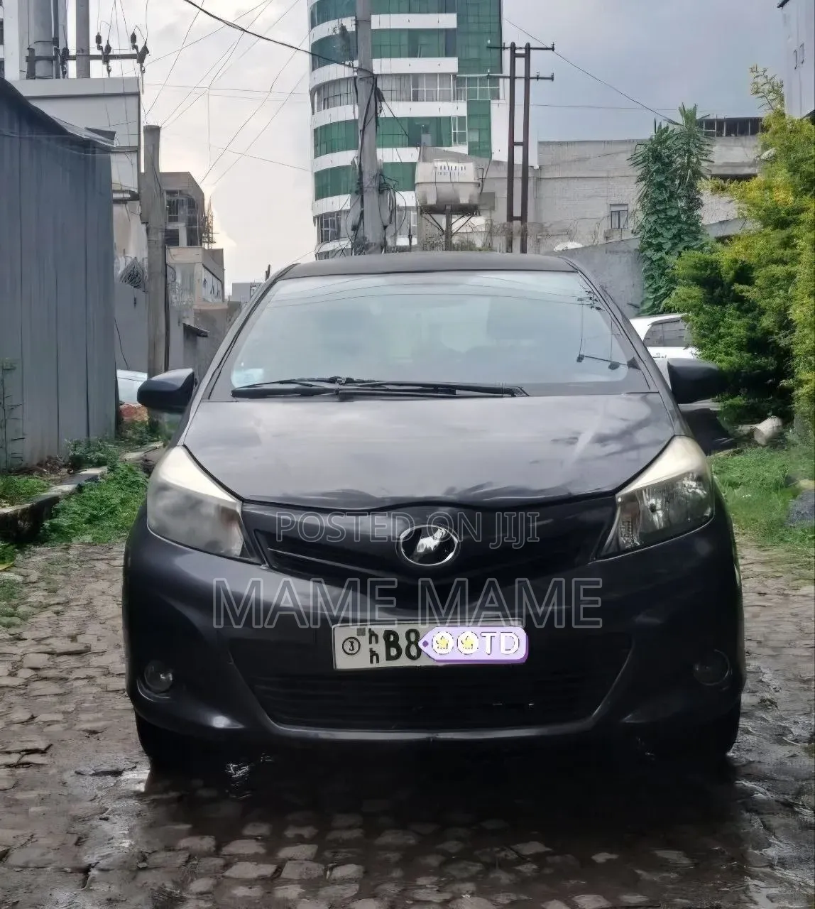 Toyota Yaris 2012 Black
