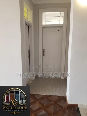 Victor Door – Strong Outside, Peace Inside