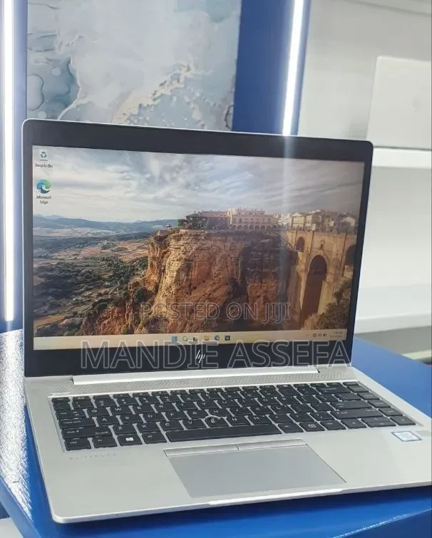 New Laptop HP EliteBook 840 G7 16GB Intel Core i7 SSD 512GB