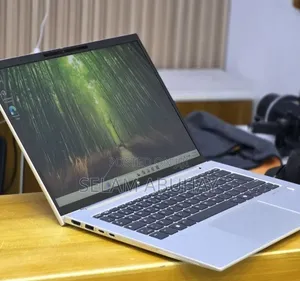 New Laptop HP EliteBook 840 16GB Intel Core Ultra 7 SSD 512GB