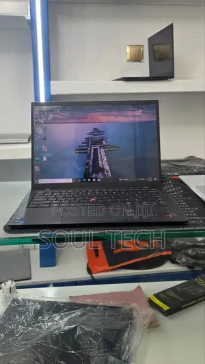 New Laptop Lenovo ThinkPad X1 Carbon 16GB Intel Core i5 SSD 512GB