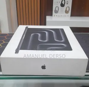New Laptop Apple MacBook Air 2026 M5 16GB Apple M5 Pro SSD 512GB
