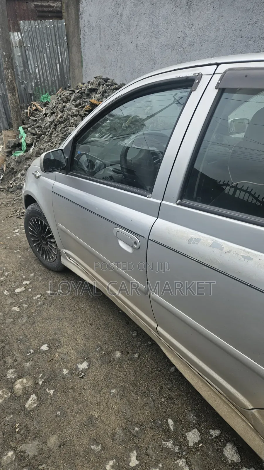 Toyota Vitz 2001 Silver
