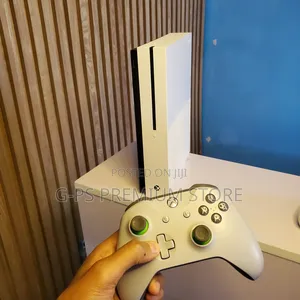 Xbox One S – Clean Fully Tested