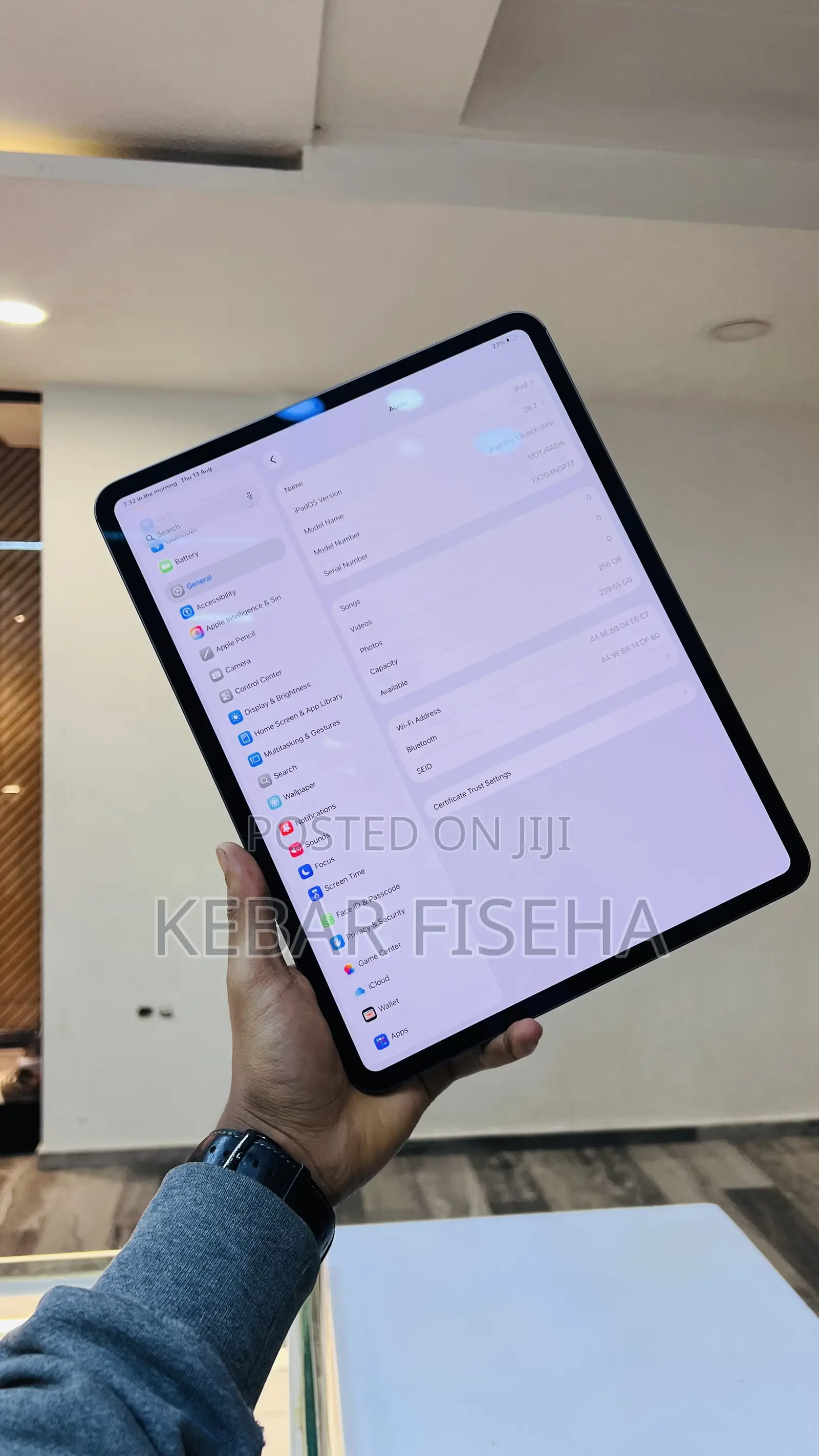 New Apple iPad Pro 256 GB Black