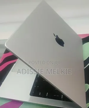 New Laptop Apple MacBook 16GB Apple M1 Pro SSD 512GB