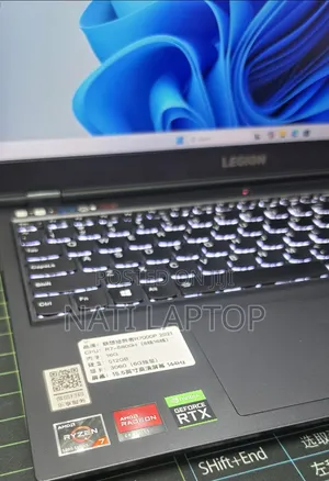 New Laptop Apple MacBook Pro 2021 M1 16GB AMD Ryzen 7 SSD 512GB