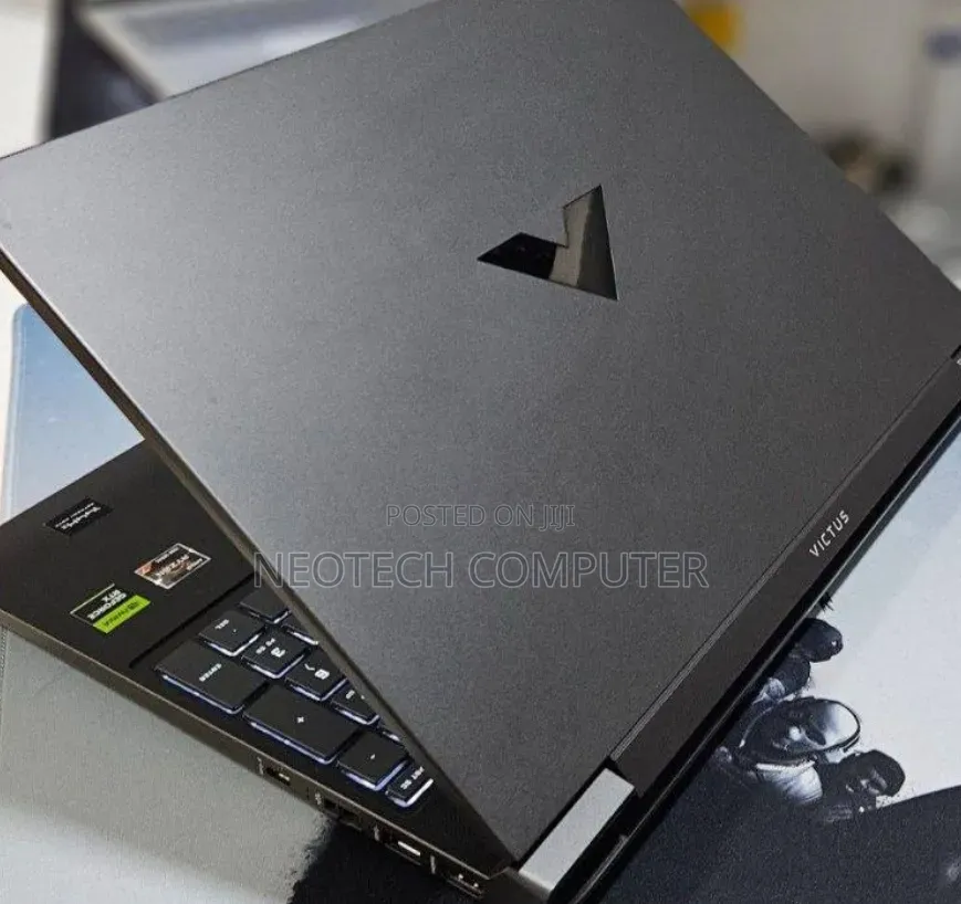 New Laptop HP Victus 15 16GB AMD Ryzen 7 SSD 512GB