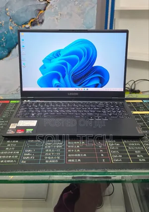 New Laptop Lenovo Legion 5i 16GB AMD Ryzen 7 SSD 512GB