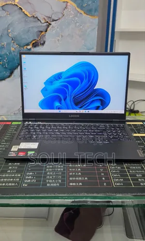 New Laptop Lenovo Legion 5i 16GB AMD Ryzen 7 SSD 512GB