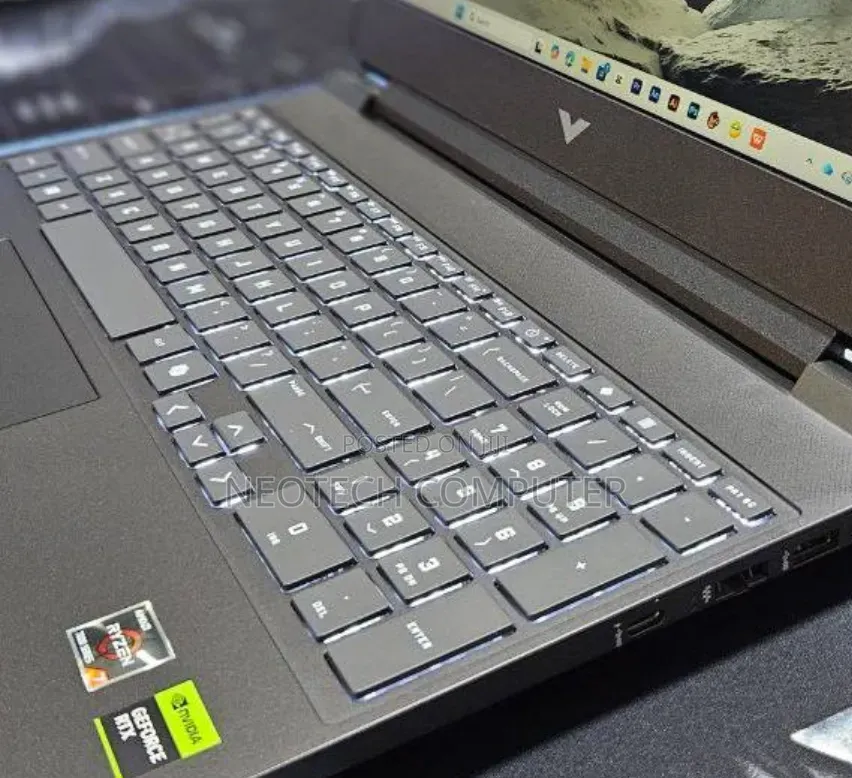New Laptop HP Victus 15 16GB AMD Ryzen 7 SSD 512GB