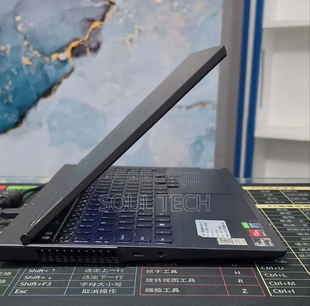 New Laptop Lenovo Legion 5i 16GB AMD Ryzen 7 SSD 512GB