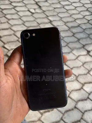 Apple iPhone 7 128 GB Black