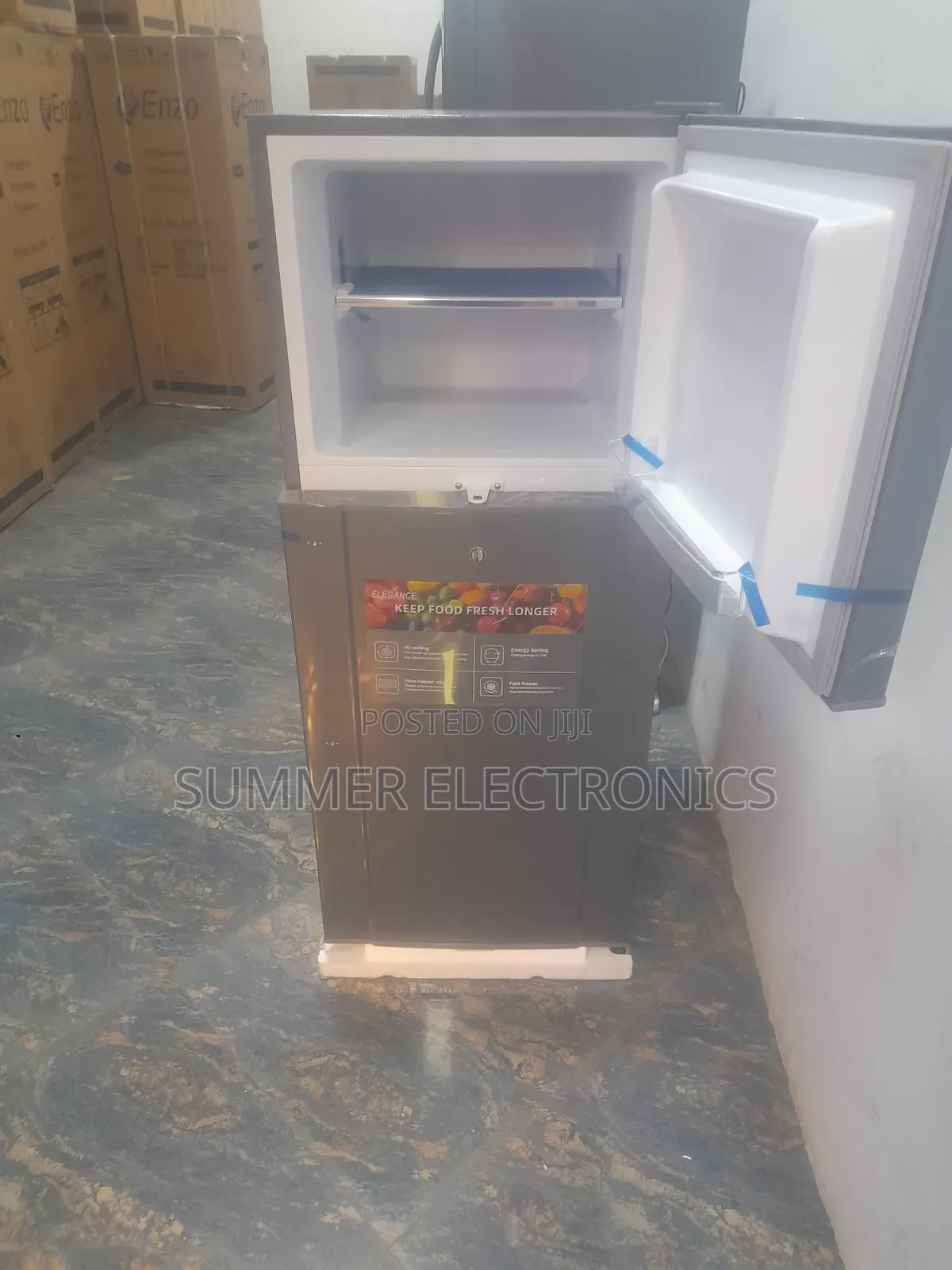 Elegance Refrigerator 240