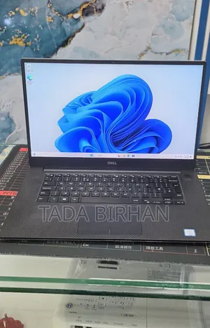 New Laptop Dell XPS 15 16GB Intel Core i5 SSD 512GB