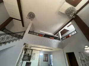 6bdrm House in Dembel, Bole for rent