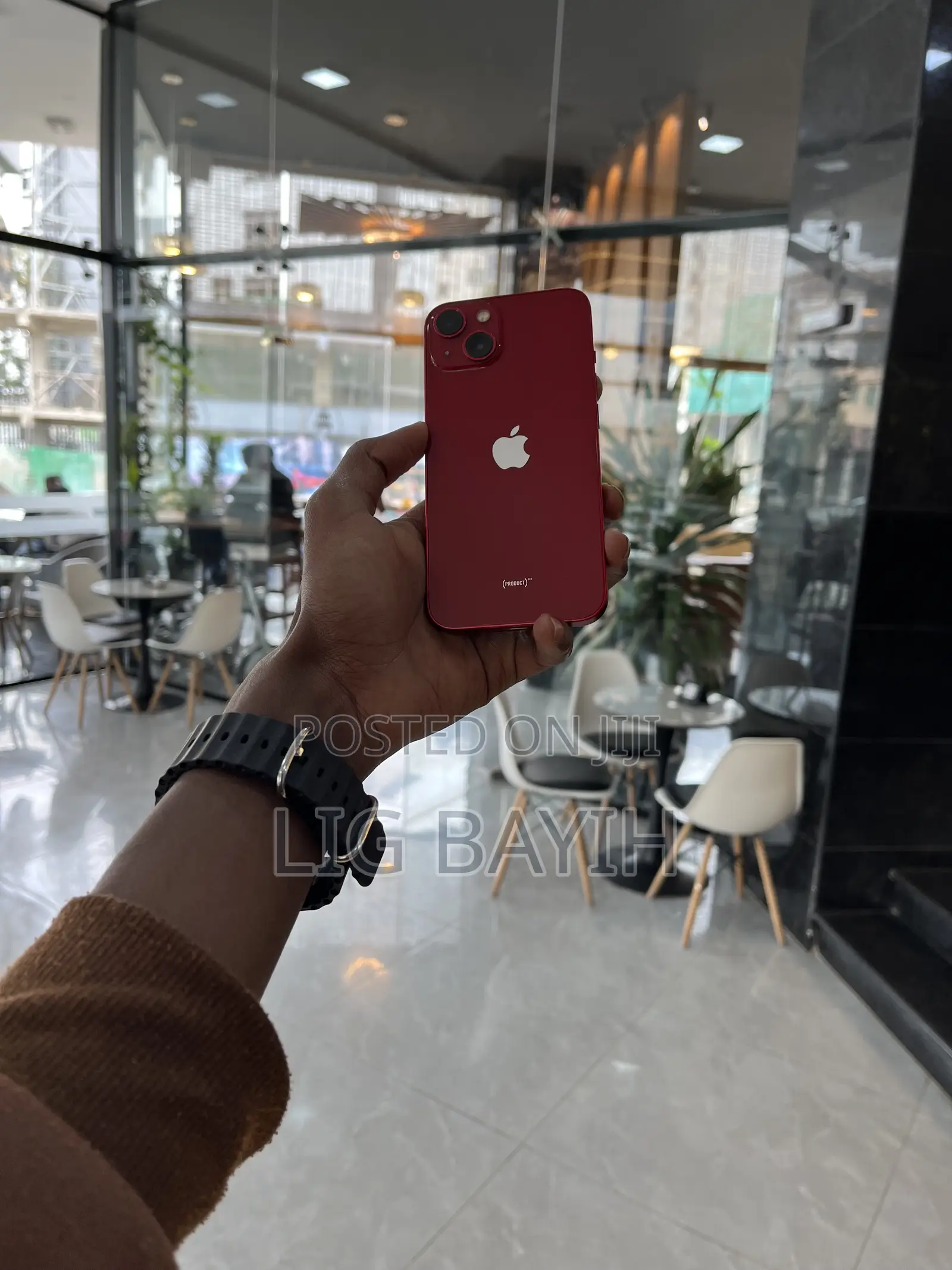 Apple iPhone 13 128 GB Red
