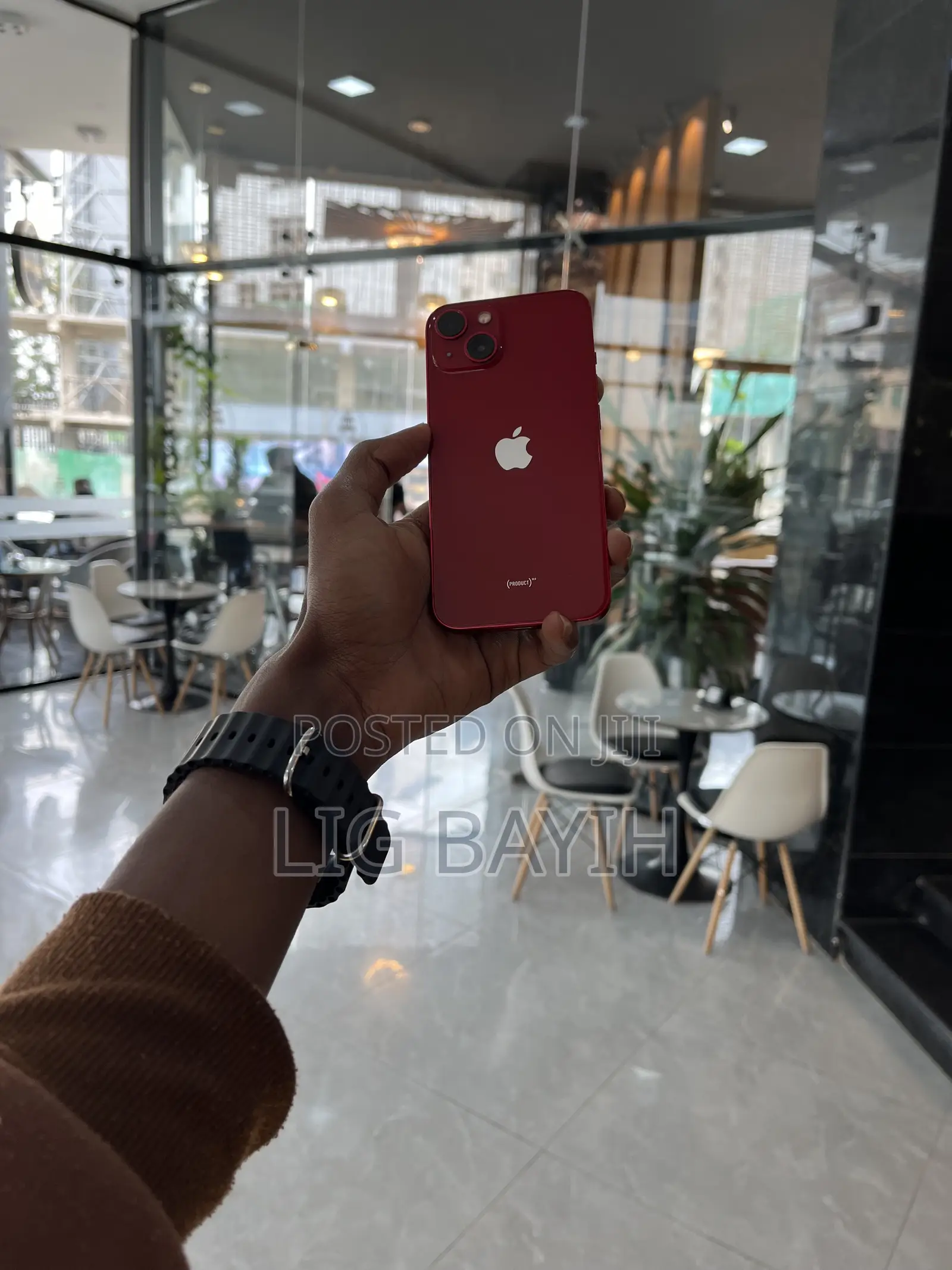 Apple iPhone 13 128 GB Red