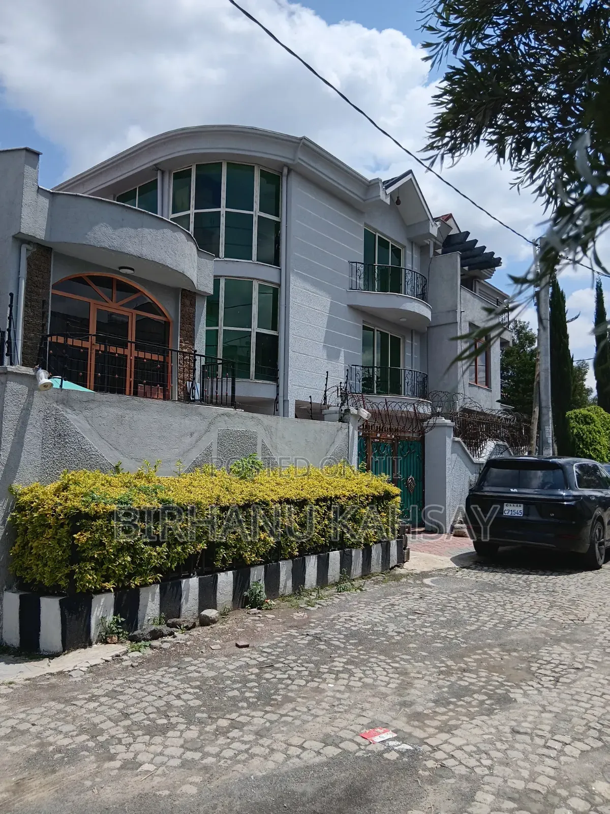 5bdrm House in Bole for sale