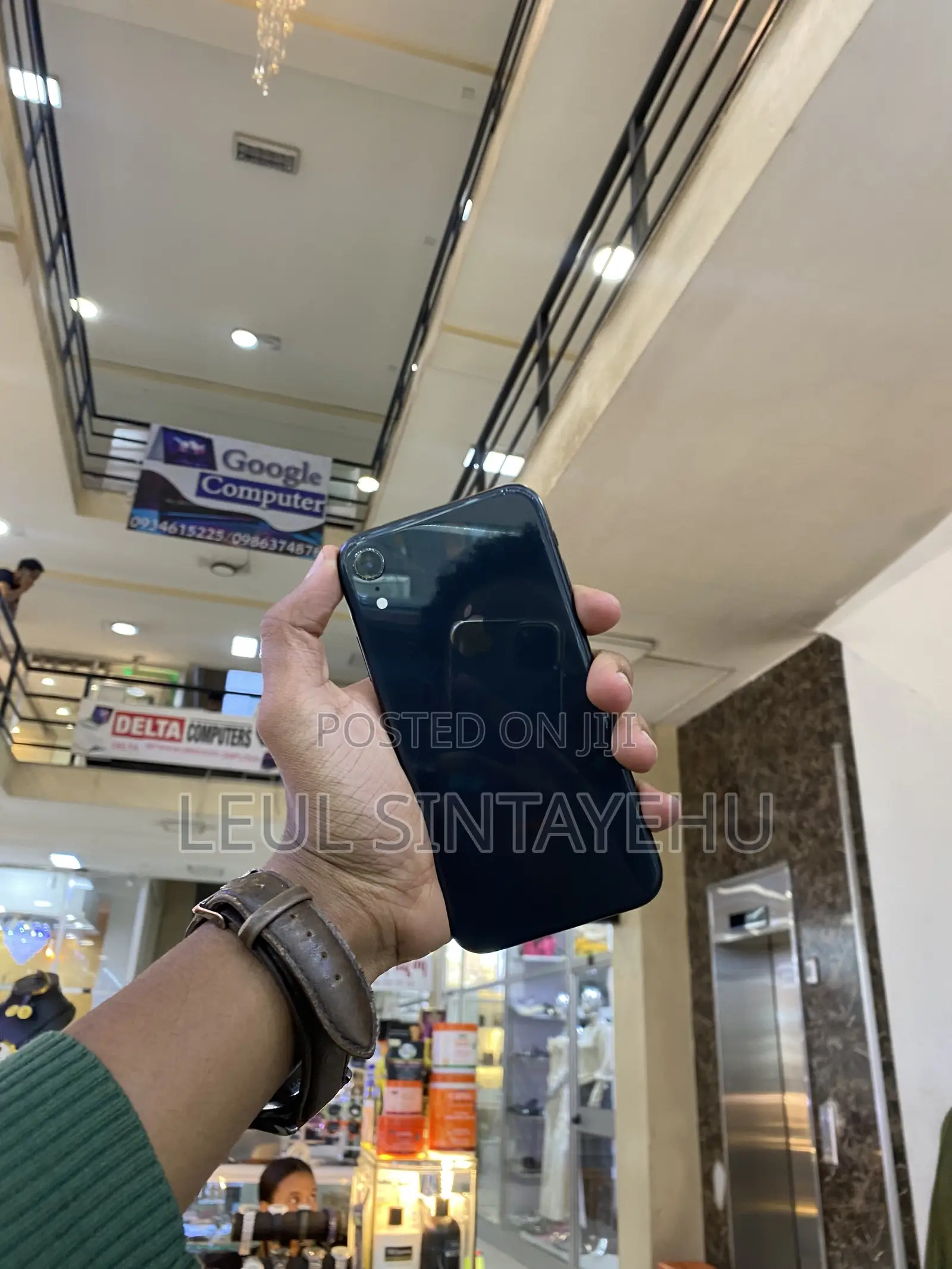 Apple iPhone XR 64 GB Black
