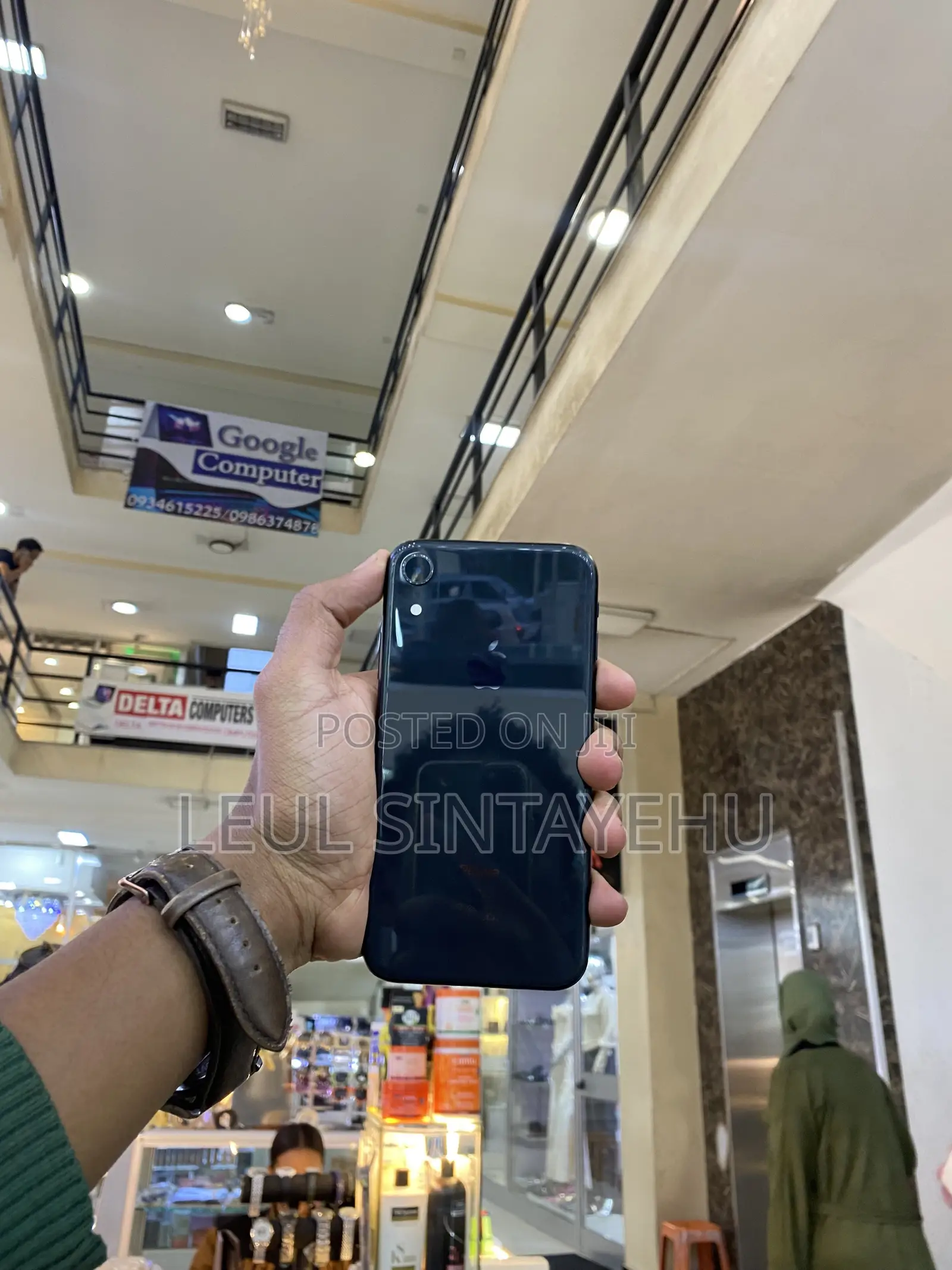 Apple iPhone XR 64 GB Black