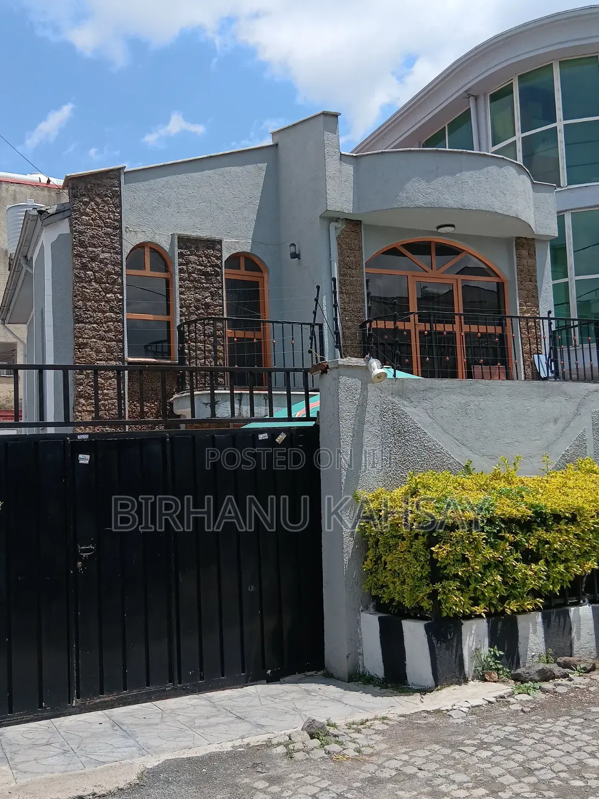 5bdrm House in Bole for sale