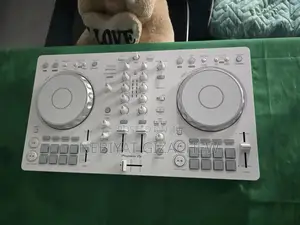 Brand New Pioneer DJ Controller FLX4