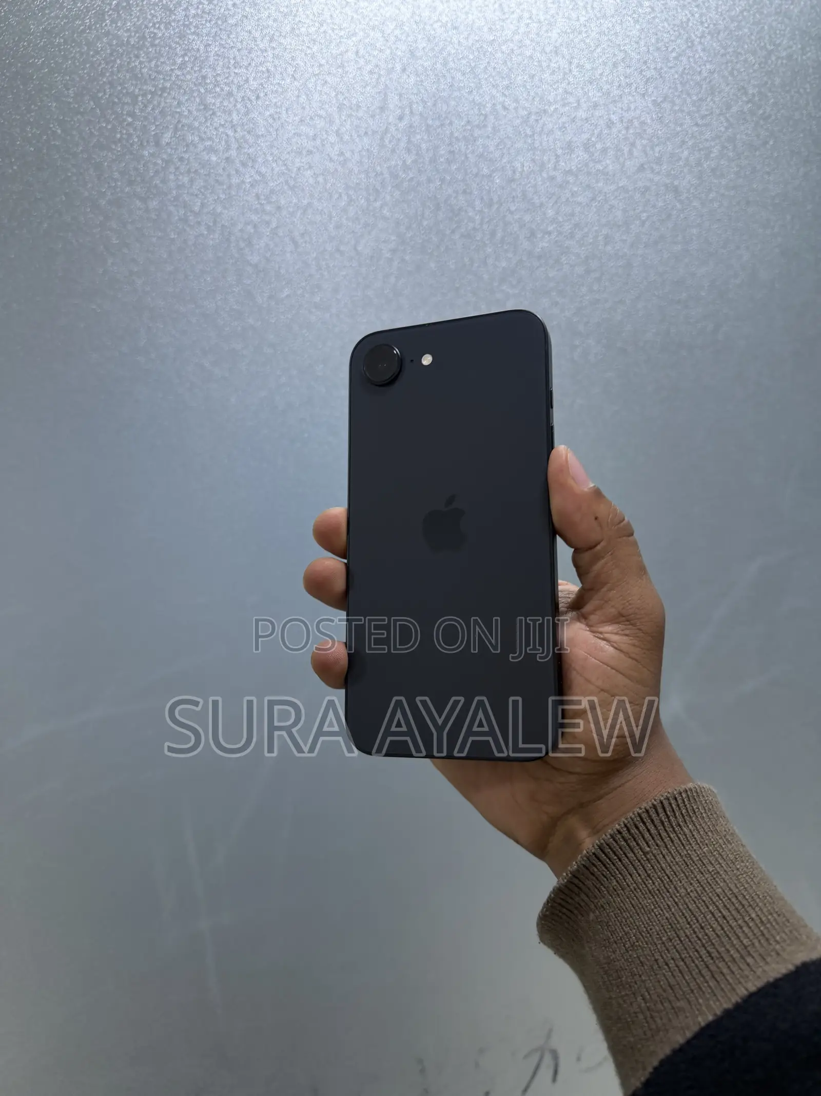 Apple iPhone 16e 128 GB Black