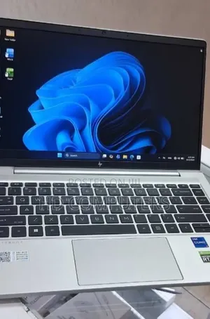 New Laptop HP EliteBook 840 G10 16GB Intel Core i7 SSD 1T