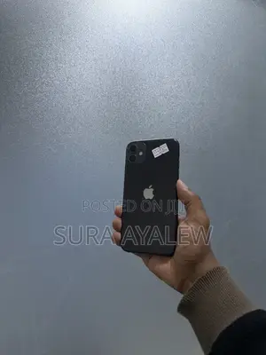 Apple iPhone 11 64 GB Black