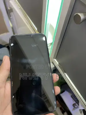 Apple iPhone XR 64 GB Orange