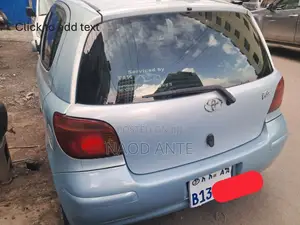 Toyota Vitz 2004