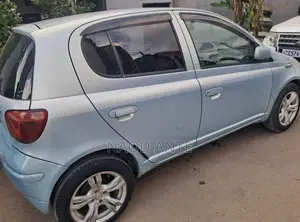 Toyota Vitz 2004