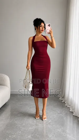 Elegant Women's Midi Dress