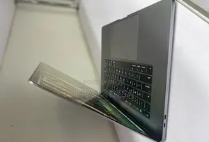 New Laptop Apple MacBook Pro 2019 16GB Intel Core i9 SSD 1T